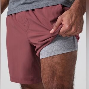 Vuori Men's Kore Short XL Saltwater Red